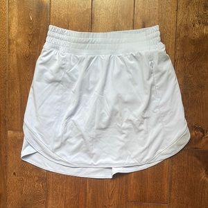 Lululemon skort, size 6, NWOT